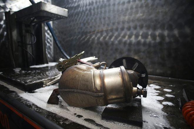 DPF plovimo procesas vyksta uždaroje plovimo sistemoje